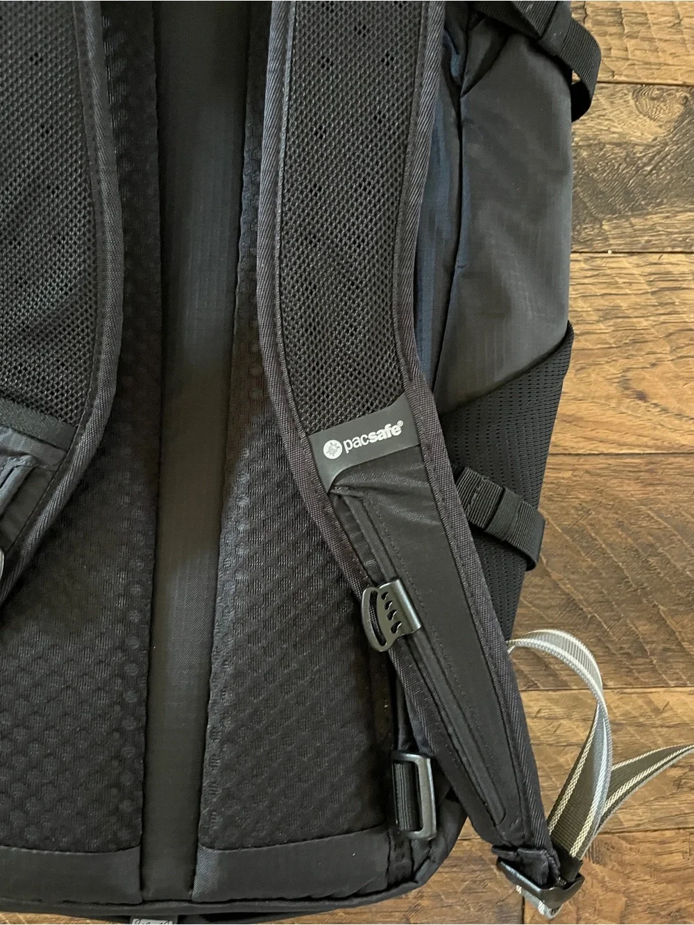 Pacsafe Venturesafe Backpack